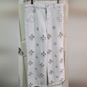 The Noli Shop  White Straight Leg Pants with Embroidered Accents